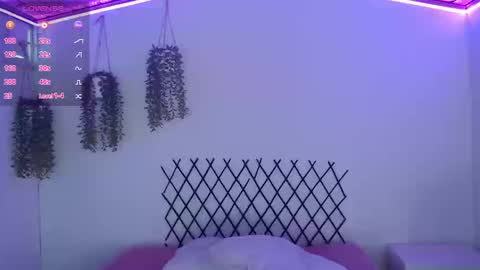 Snapshot of karla_charloby chatting on September 22, 1:48 pm Karla online show from September 22, 1:48 pm
