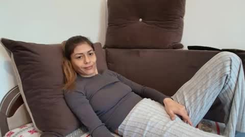 Crystyna online show from May 1, 7:57 am