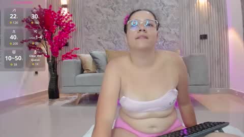 Karli online show from February 24, 8:12 pm