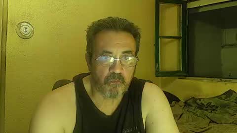 karlpal online show from August 8, 4:33 am