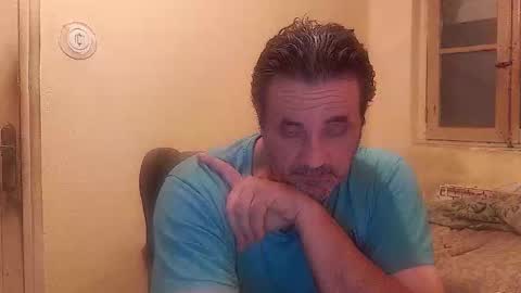 Snapshot of karlpal chatting on October 25, 6:02 am karlpal online show from October 25, 6:02 am