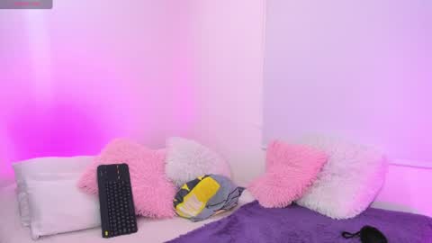 Karlyy  online show from July 29, 3:39 am