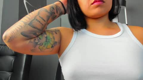   online show from April 13, 5:06 pm