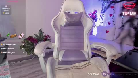 Snapshot of karol_elegance_ chatting on February 4, 5:45 pm karol online show from February 4, 5:45 pm