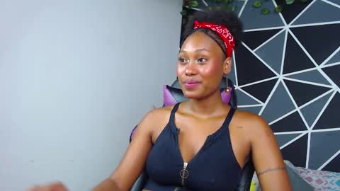 Snapshot of karol_the_warrior chatting on October 9, 9:42 pm Karol online show from October 9, 9:42 pm