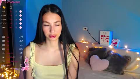 Kira online show from March 16, 1:42 am