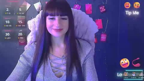 Caroline online show from November 9, 8:07 am