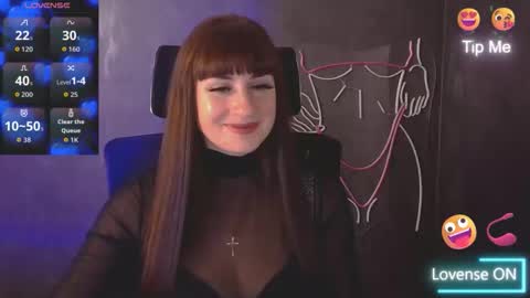 Snapshot of karolina_mia chatting on October 12, 8:40 am Caroline online show from October 12, 8:40 am