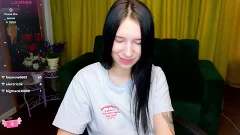 Karolina online show from March 7, 7:52 am