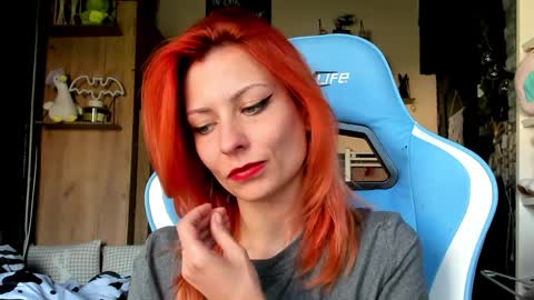 karoline121 online show from April 11, 7:45 am