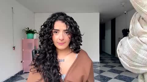 Karoline  online show from April 3, 9:33 pm