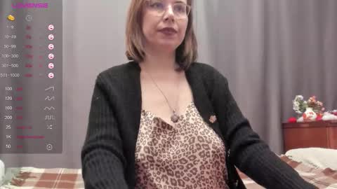 Karoline online show from March 3, 3:41 pm