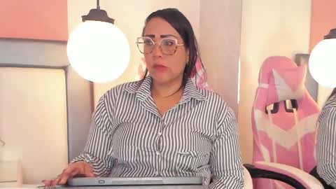 karolwest_ online show from November 29, 11:29 am