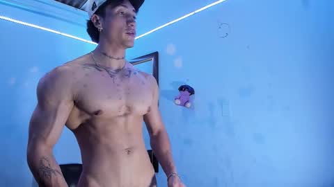 ---Kary--- online show from October 15, 7:42 am