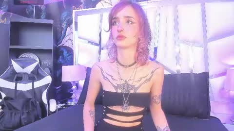 kat_ashbourne online show from July 18, 7:49 pm