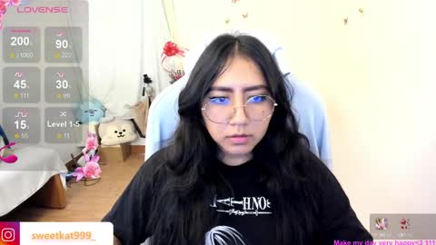 Kat       online show from February 18, 2:38 pm