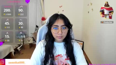 Kat       online show from March 8, 6:05 pm