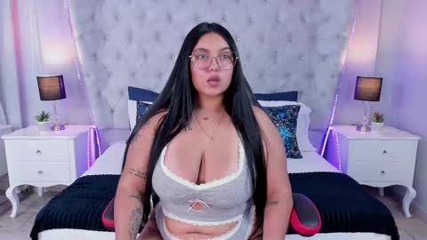 kateanderss online show from November 10, 9:50 pm