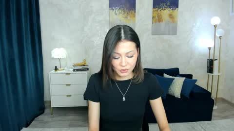 katekrosse online show from April 26, 11:41 am