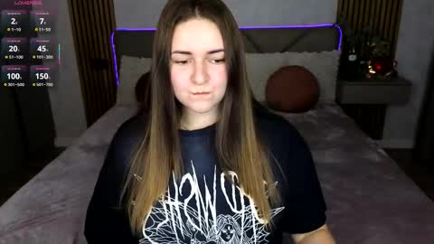 Snapshot of katelyn_sweety chatting on September 12, 8:11 pm Katelyn online show from September 12, 8:11 pm