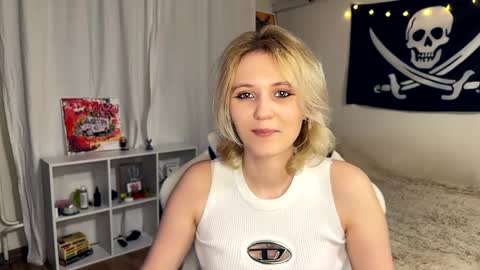 Elwyna online show from March 30, 4:07 pm