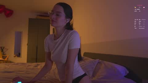 katesee online show from February 20, 3:58 pm