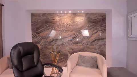 K A T E  online show from March 7, 9:20 am