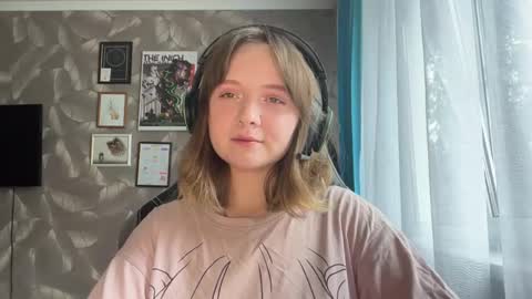 Alice online show from June 2, 1:24 pm
