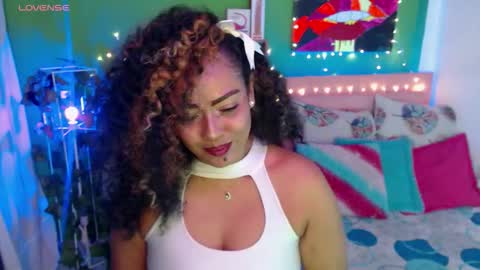 Snapshot of katherincastillo chatting on October 4, 8:12 am katherin online show from October 4, 8:12 am