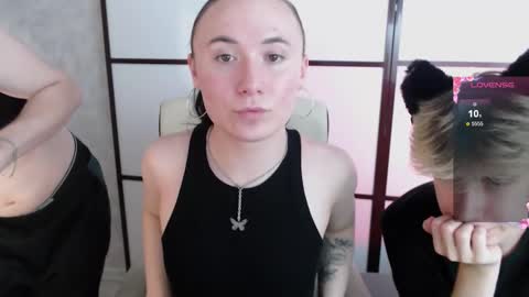 Snapshot of katherine_reinhart chatting on October 31, 7:14 pm katherine_reinhart online show from October 31, 7:14 pm