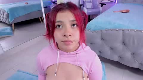 Kathia  online show from February 28, 7:05 am