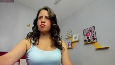 Snapshot of kathina_giraldo chatting on September 23, 1:27 pm Paola online show from September 23, 1:27 pm