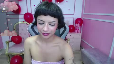 Snapshot of kathina_t chatting on February 13, 11:15 pm kathina online show from February 13, 11:15 pm