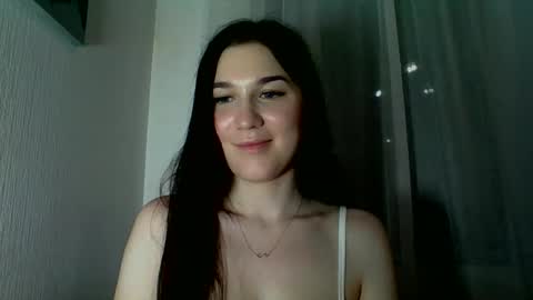katie_foxi online show from June 1, 9:16 pm
