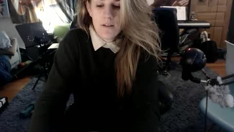 Katie online show from March 6, 6:56 am