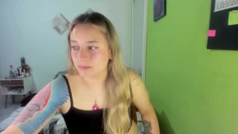 katira333 online show from January 16, 12:19 am