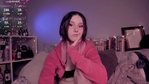 katkittykate online show from February 21, 7:28 pm