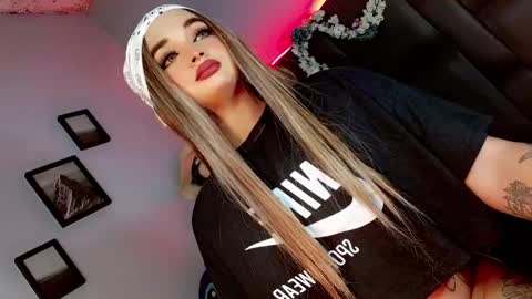 Snapshot of kattie_sweet_ chatting on October 2, 10:41 pm kattie_sweet_ online show from October 2, 10:41 pm