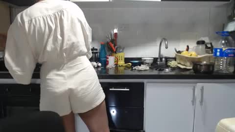 KattleyaGrey online show from December 17, 8:15 pm