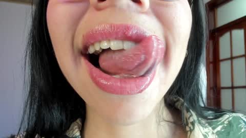 Snapshot of katty_mouth chatting on January 29, 8:35 pm Katty online show from January 29, 8:35 pm