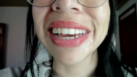 Snapshot of katty_mouth chatting on January 22, 8:28 pm Katty online show from January 22, 8:28 pm