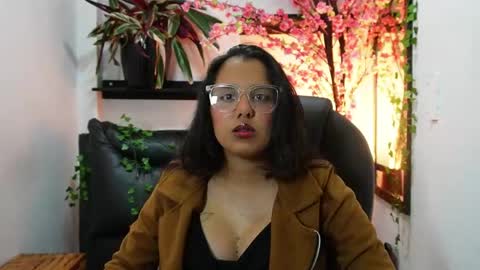katy_blush online show from May 16, 11:36 pm