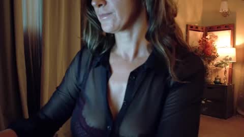 Katy online show from October 28, 10:55 pm