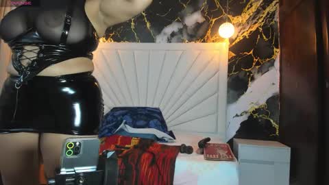 katy  online show from March 27, 11:44 am