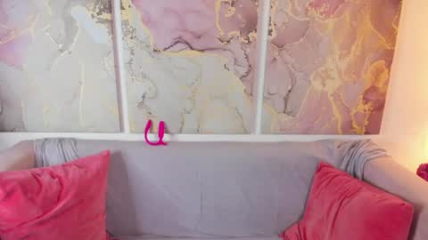 katymeaw online show from July 28, 11:17 am