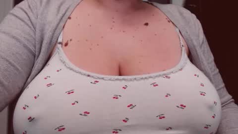 Katy online show from December 2, 3:05 am