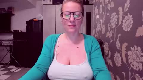 Katy online show from February 18, 3:39 am