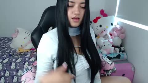 Kayla online show from May 8, 6:46 pm