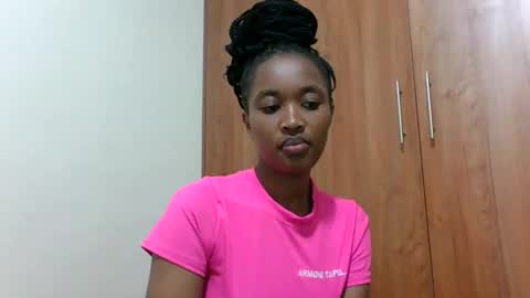 kaylar online show from May 26, 5:08 pm