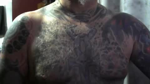 keeeeeeeeeeeeef online show from October 4, 11:46 pm